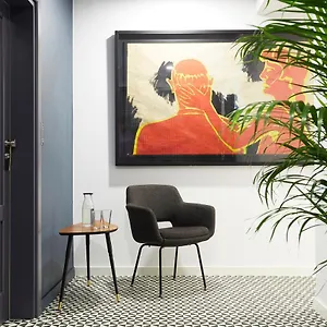 https://bez-kantow-art-rooms.warsawhotelspoland.com