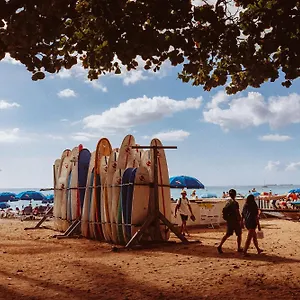 https://royal-grove-hotel.hotelsinhawaii.org